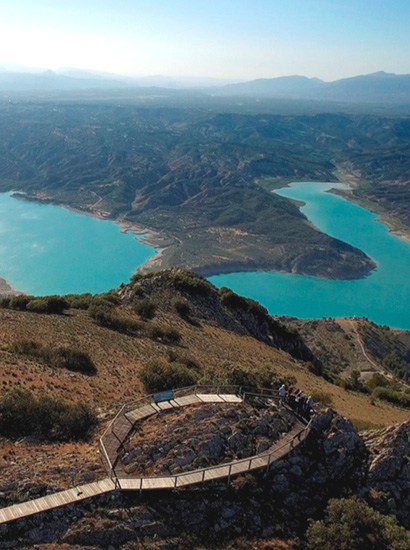 cerro jabalcon - Cerro Jabalcón (Inselberg) (The great viewpoint of the Granada Geopark) - Geoparque de Granada