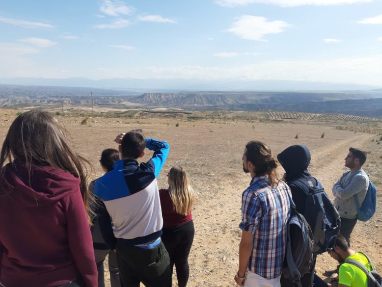 DIA CAMPO 01 2019 03 29 at 19.49.49 750x563 - Educación y participación ambiental en el Geoparque de Granada, un objetivo para todos los públicos. - Geoparque de Granada