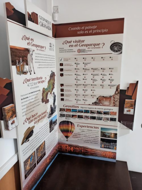 RINCON GEOPARQUE EN CIT CÚLLAR - El Geoparque instala espacios de promoción en 36 centros de interpretación y puntos de información turística del territorio - Geoparque de Granada