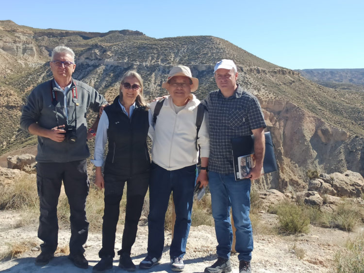 visita Min Hub 01 750x563 - Min Hub, codirector del Mundeungdan Geopark de Corea, visita el Geoparque. - Geoparque de Granada