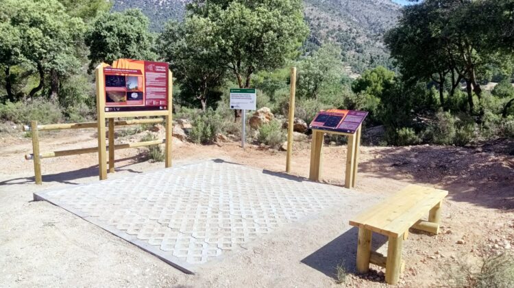 miradores astroturismo00004 750x421 - El Geoparque de Granada logra la certificación como Destino Turístico Starlight - Geoparque de Granada