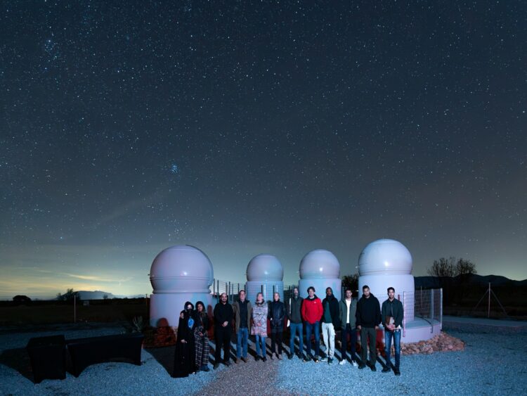Una delegación técnica de Arabia Saudí, en coordinación con la UICN, estudia el modelo de ecoturismo del Geoparque de Granada | Geoparque de Granada TURISMO ASTRONOMICO VISITA ARABIA SAUDI AL GEOPARQUE © MIGUEL GIL 750x563 - Una delegación técnica de Arabia Saudí, en coordinación con la UICN, estudia el modelo de ecoturismo del Geoparque de Granada - Geoparque de Granada