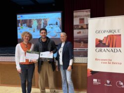 IMG 4555 250x188 - El Geoparque de Granada entrega en Purullena nuevas acreditaciones a empresas colaboradoras y alcanza las 52 entidades reconocidas - Geoparque de Granada