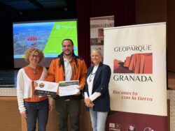 IMG 4593 250x188 - El Geoparque de Granada entrega en Purullena nuevas acreditaciones a empresas colaboradoras y alcanza las 52 entidades reconocidas - Geoparque de Granada
