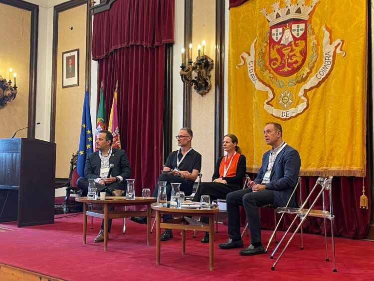 El Geoparque de Granada presenta en Coimbra su experiencia como Human Smart Living Lab | Geoparque de Granada Coimbra Granada Geopark Smart Living Lab2026 10 01 at 13.10.04 750x563 - El Geoparque de Granada presenta en Coimbra su experiencia como Human Smart Living Lab - Geoparque de Granada